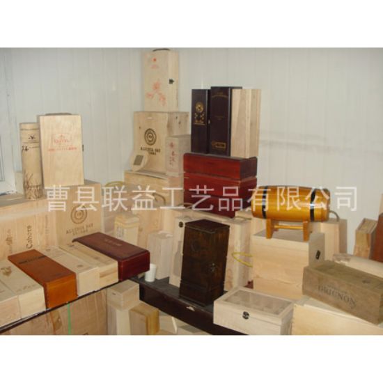 點(diǎn)擊查看詳細(xì)信息<br>標(biāo)題：酒盒LY-1018 閱讀次數(shù)：3360
